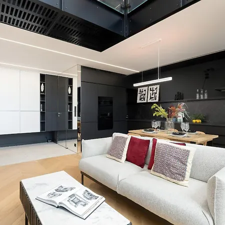 Ekskluzywny Z Antresola By Renters Prestige * Warsaw